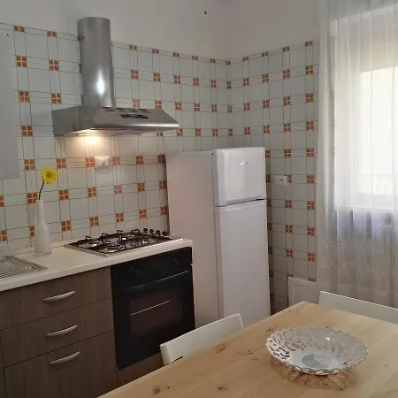 Lido Apartment